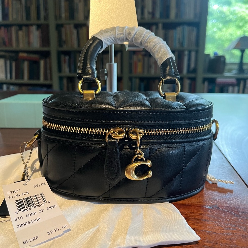 Coach Trail Crossbody Bag 12 w pillow quilting